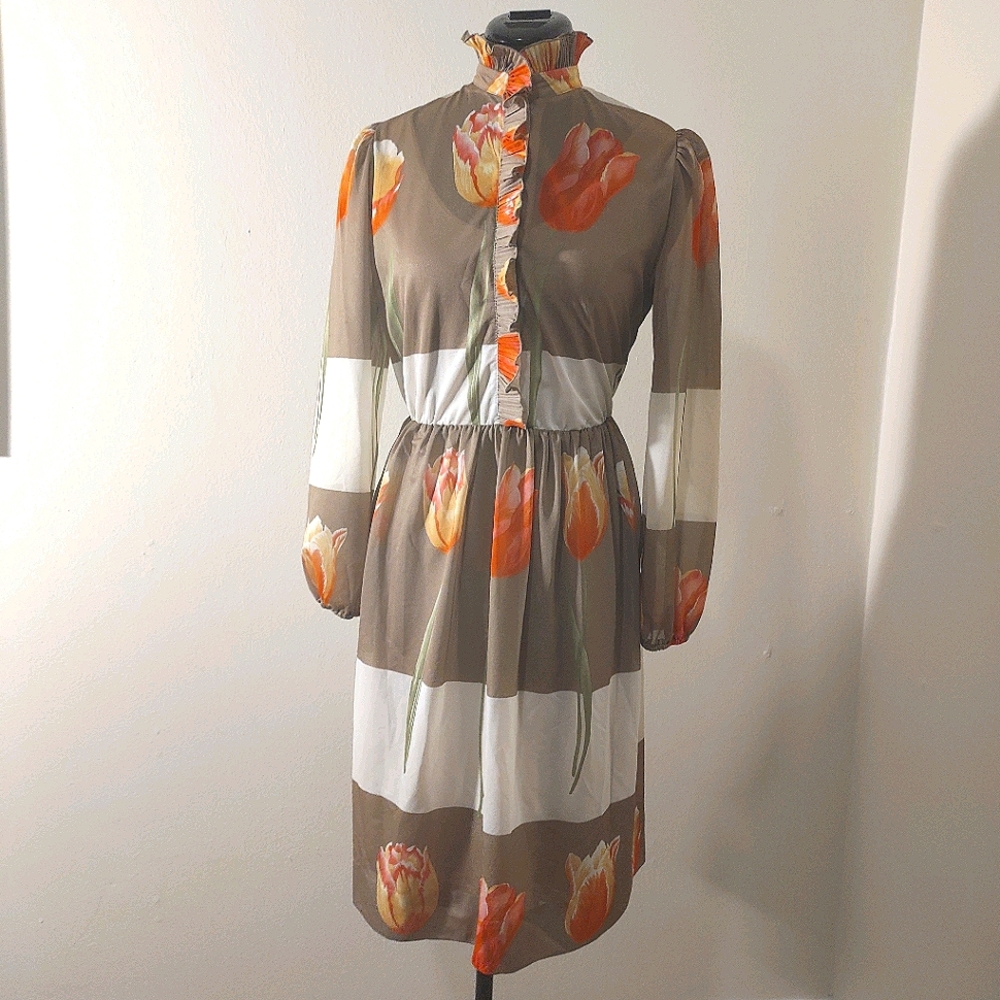 Vintage tulip dress